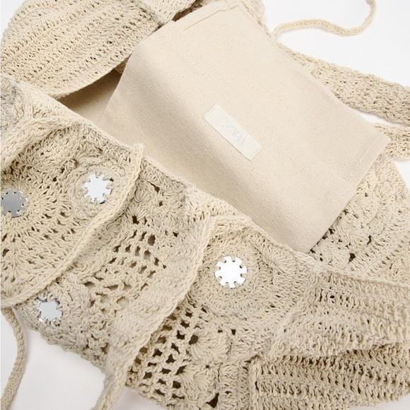 NWT ZARA VACATION MIRRORS CROCHET BAG
🚨FINAL PRICE NO OFFER ACCEPT - Picture 7 of 7